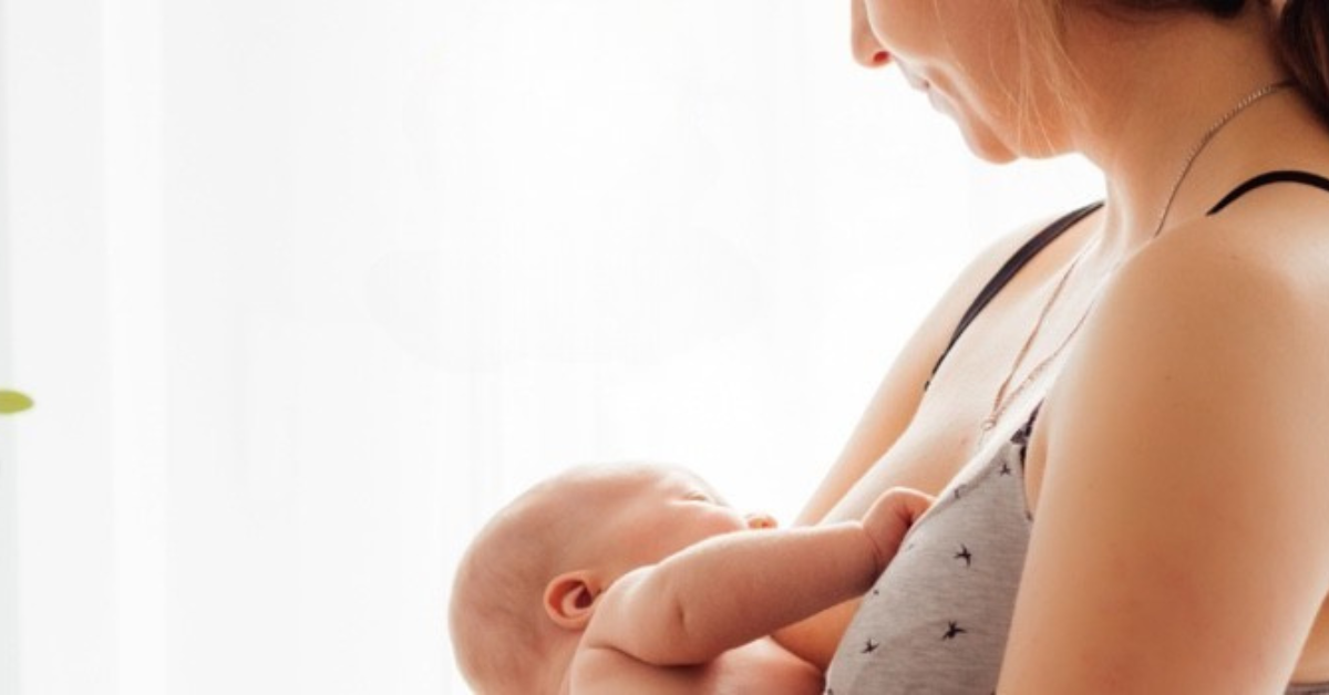 When Should You Introduce Toys to Baby